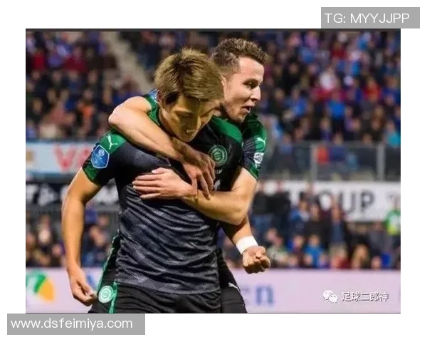 足球明星的成长轨迹与社会背景的深度剖析与影响探讨