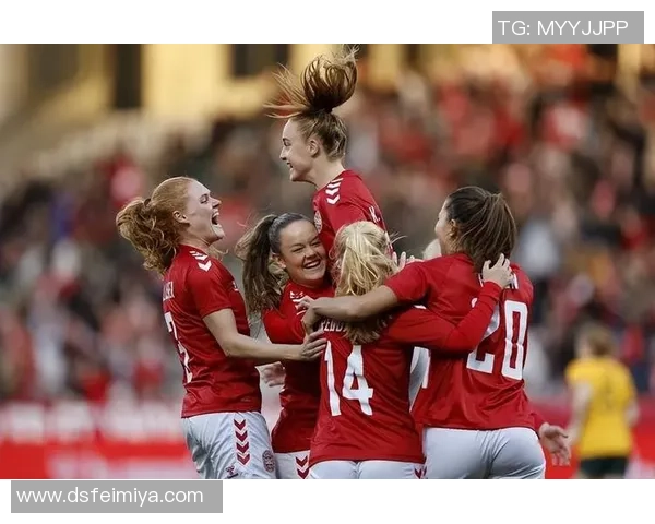 丹麦足球明星尔先森的传奇旅程与辉煌成就揭秘 丹麦足球明星尔先森的传奇旅程与辉煌成就揭秘